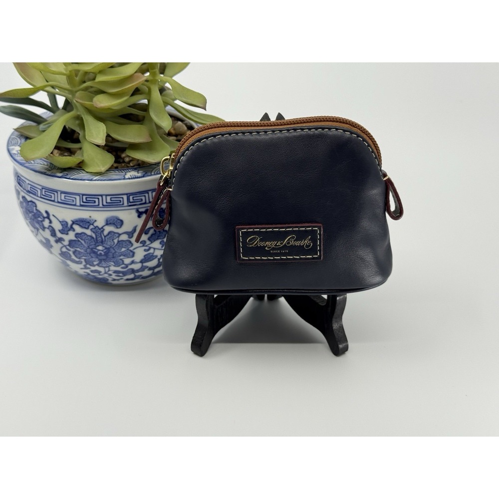Dooney & Bourke Black Smooth Leather Coin Purse Zip Top Written Logo